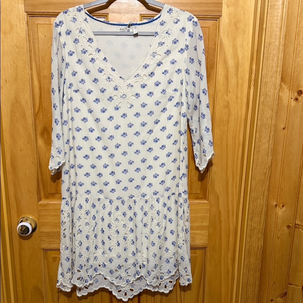Anthropologie Meadow Rue Cream Dress & Blue Floral Print & Cut Outs Handkerchief - Picture 2 of 12